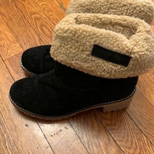 Great deal black suede chunky heel ankle boot